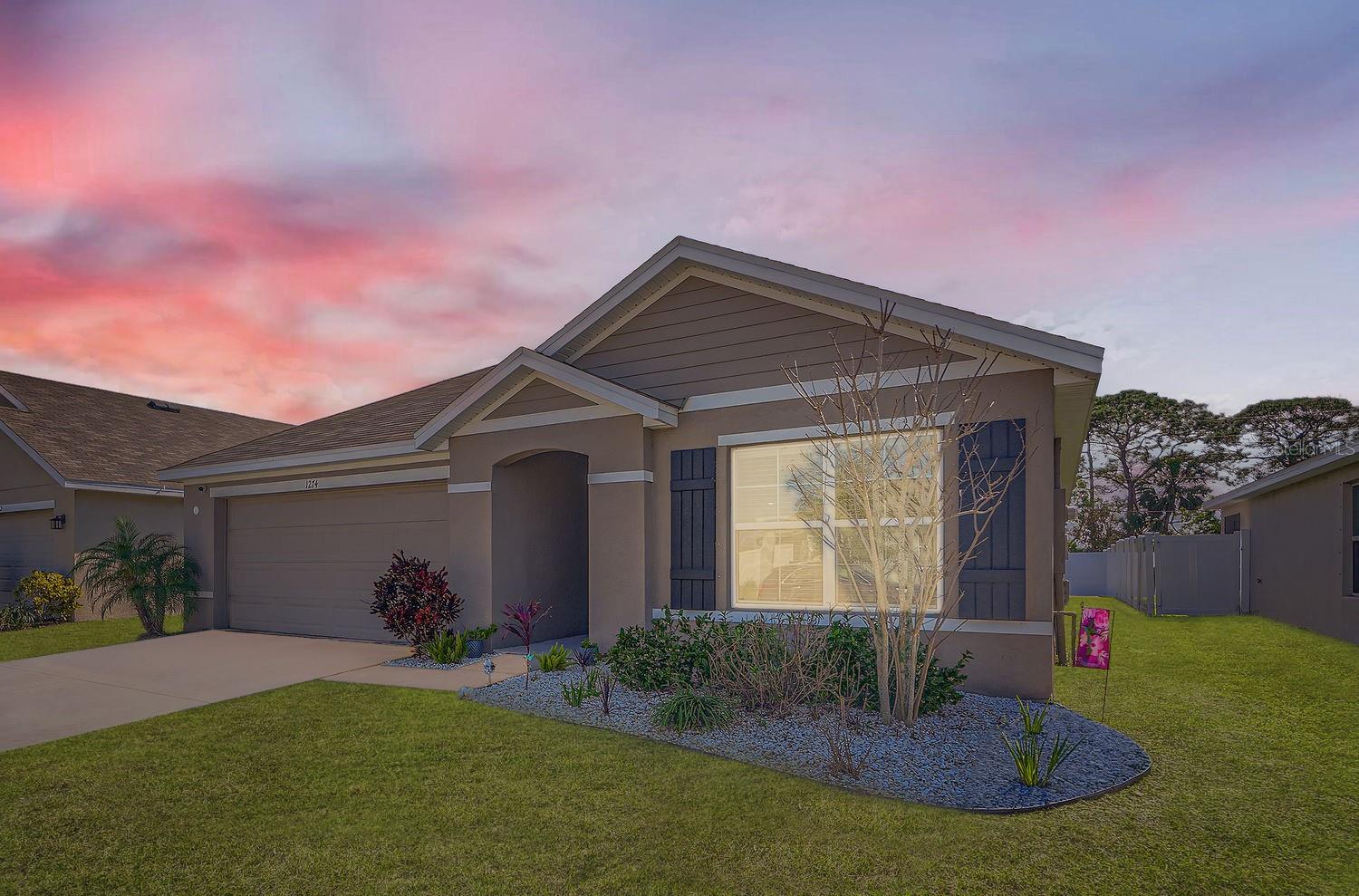 1274 OCEAN SPRAY DRIVE