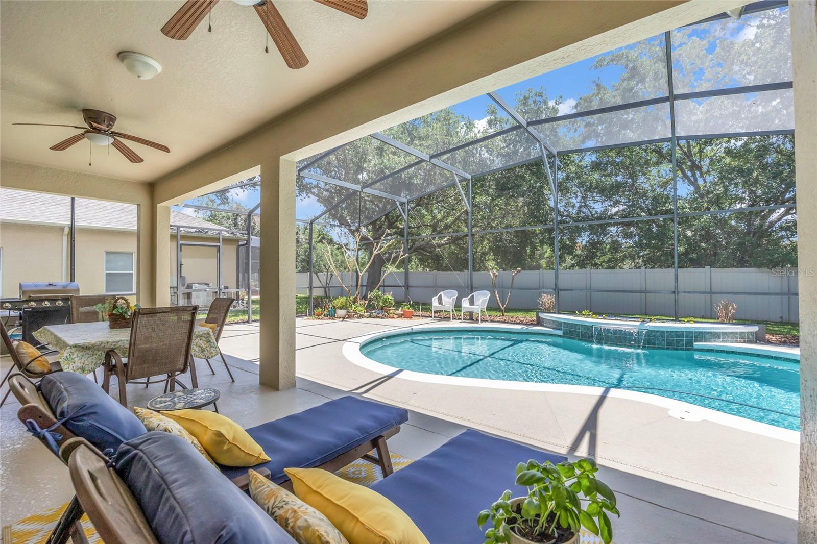 GRANDE PINES - Residential