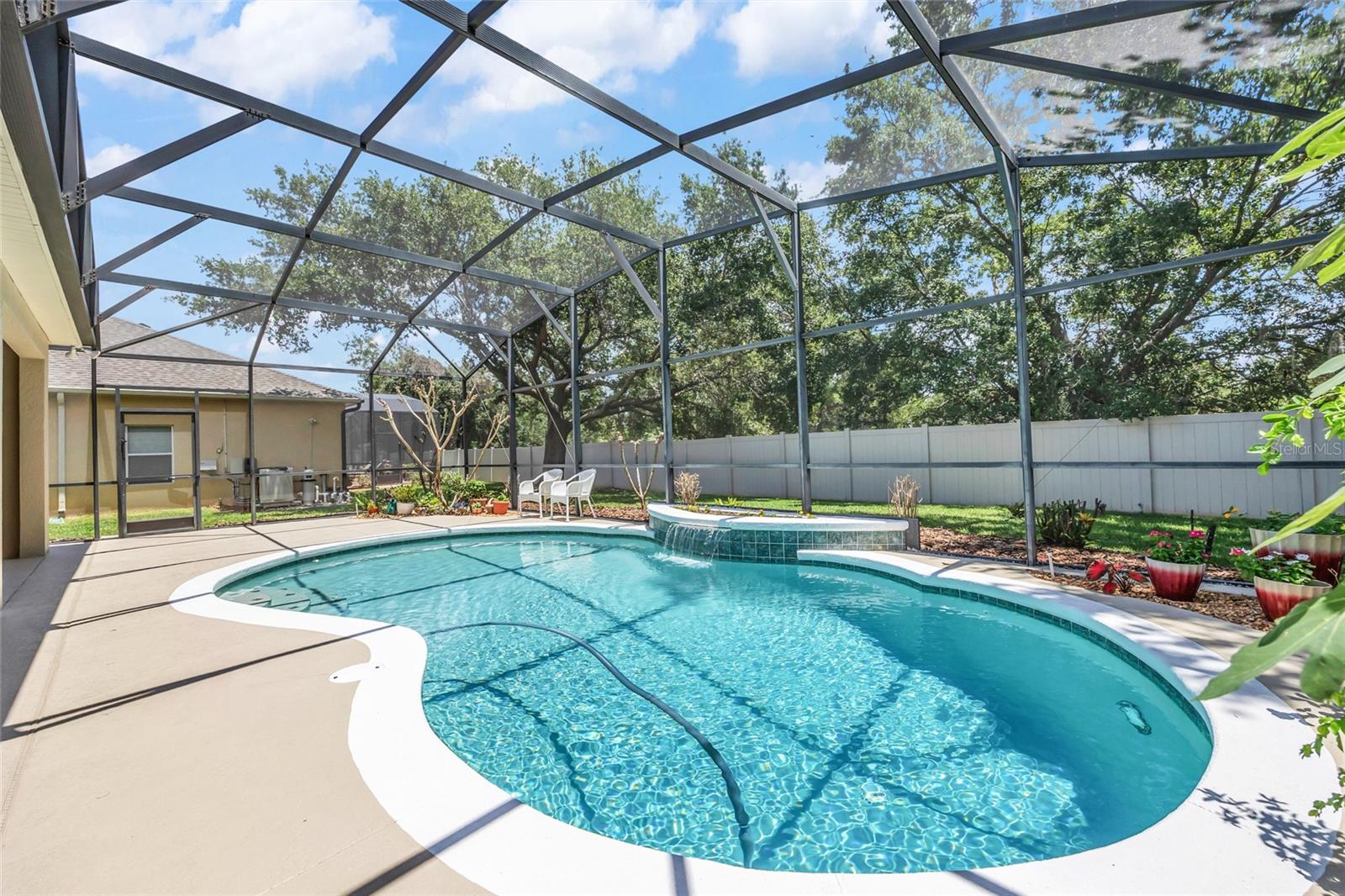 GRANDE PINES - Residential