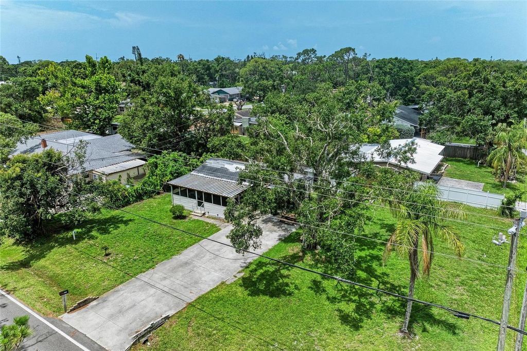 Photo of 5106 S Lockwood Ridge Road, Sarasota, FL 34231 (MLS # N6138685)