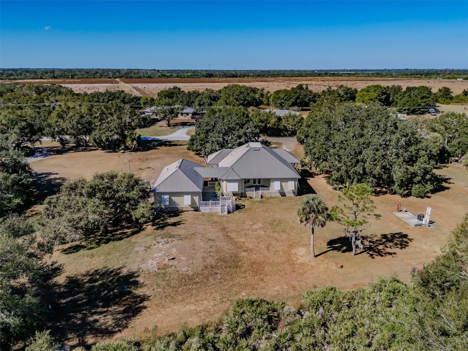 SUNDANCE UNIT 4 - Residential