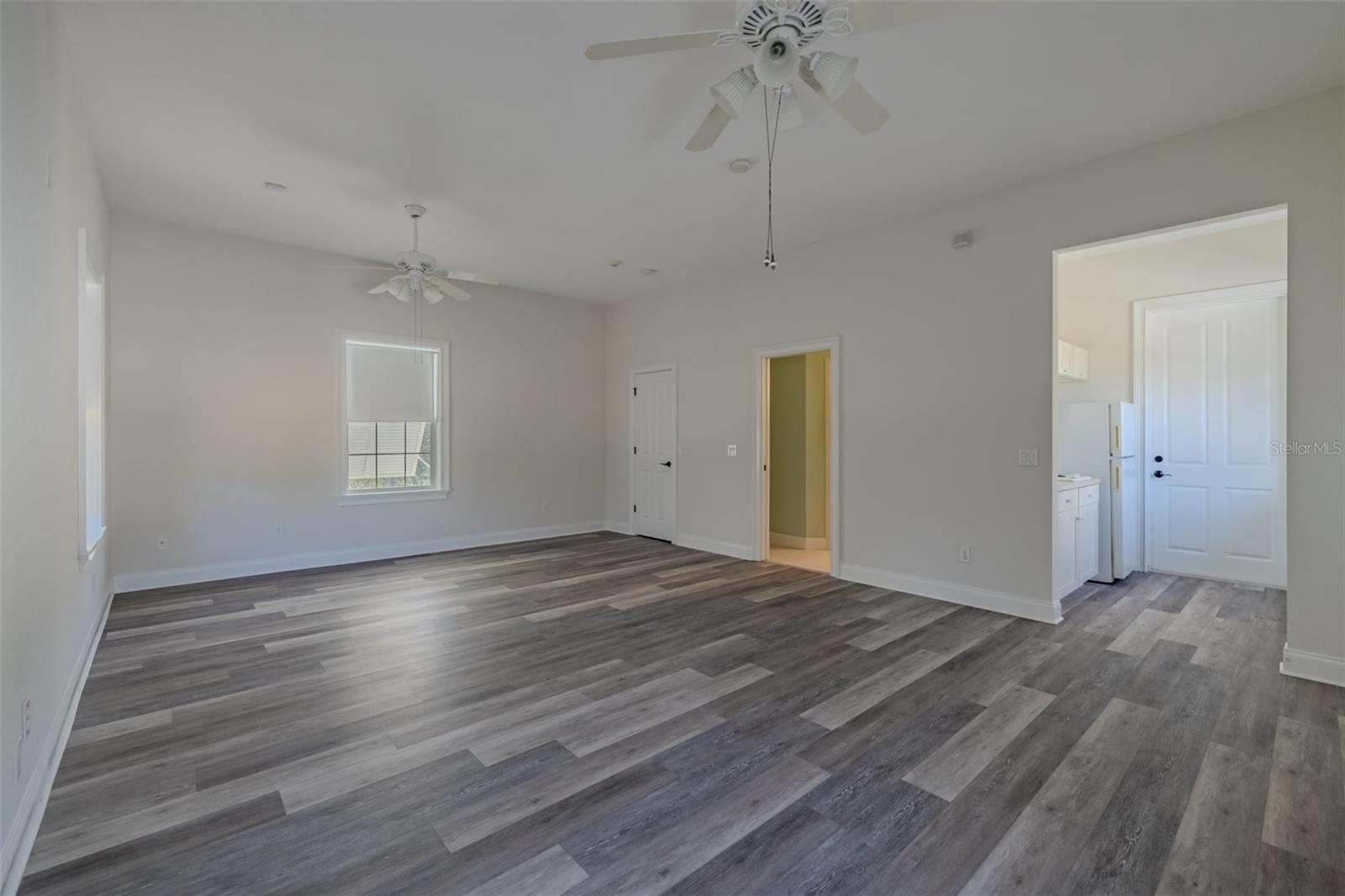 SUNDANCE UNIT 4 - Residential