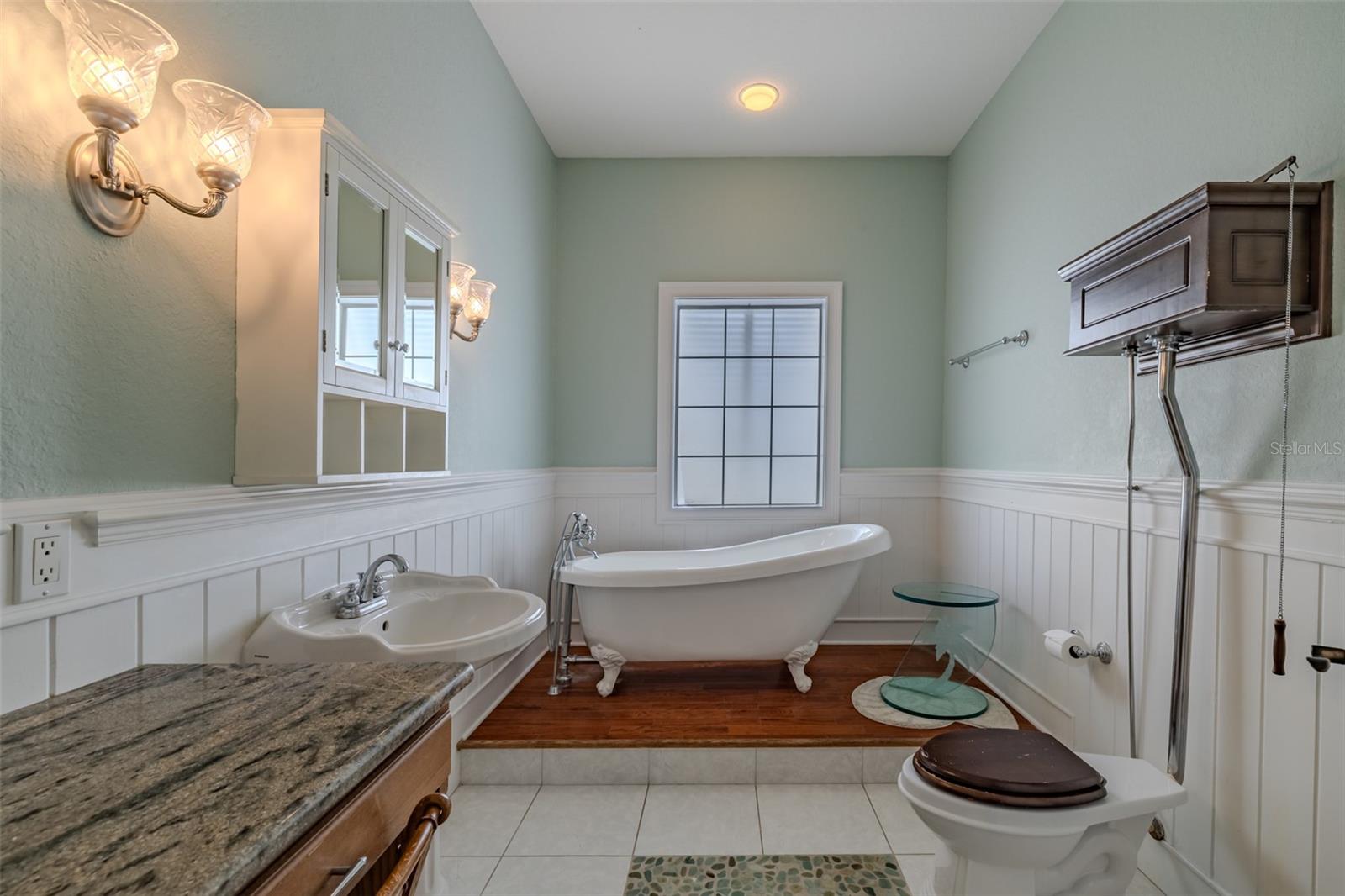 SUNDANCE UNIT 4 - Residential