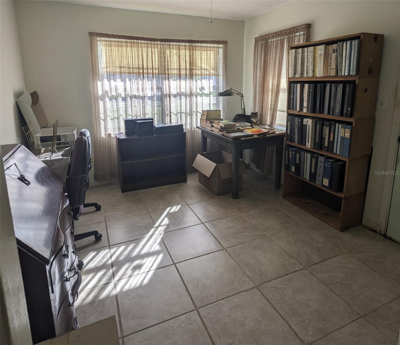 PINE VILLA UNIT 01 - Residential