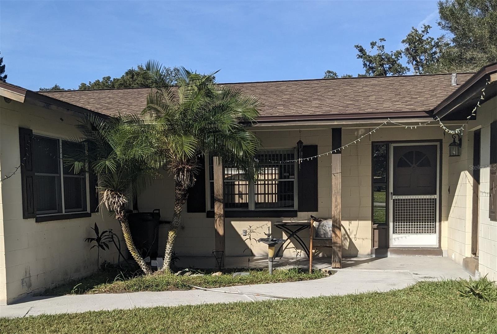 PINE VILLA UNIT 01 - Residential