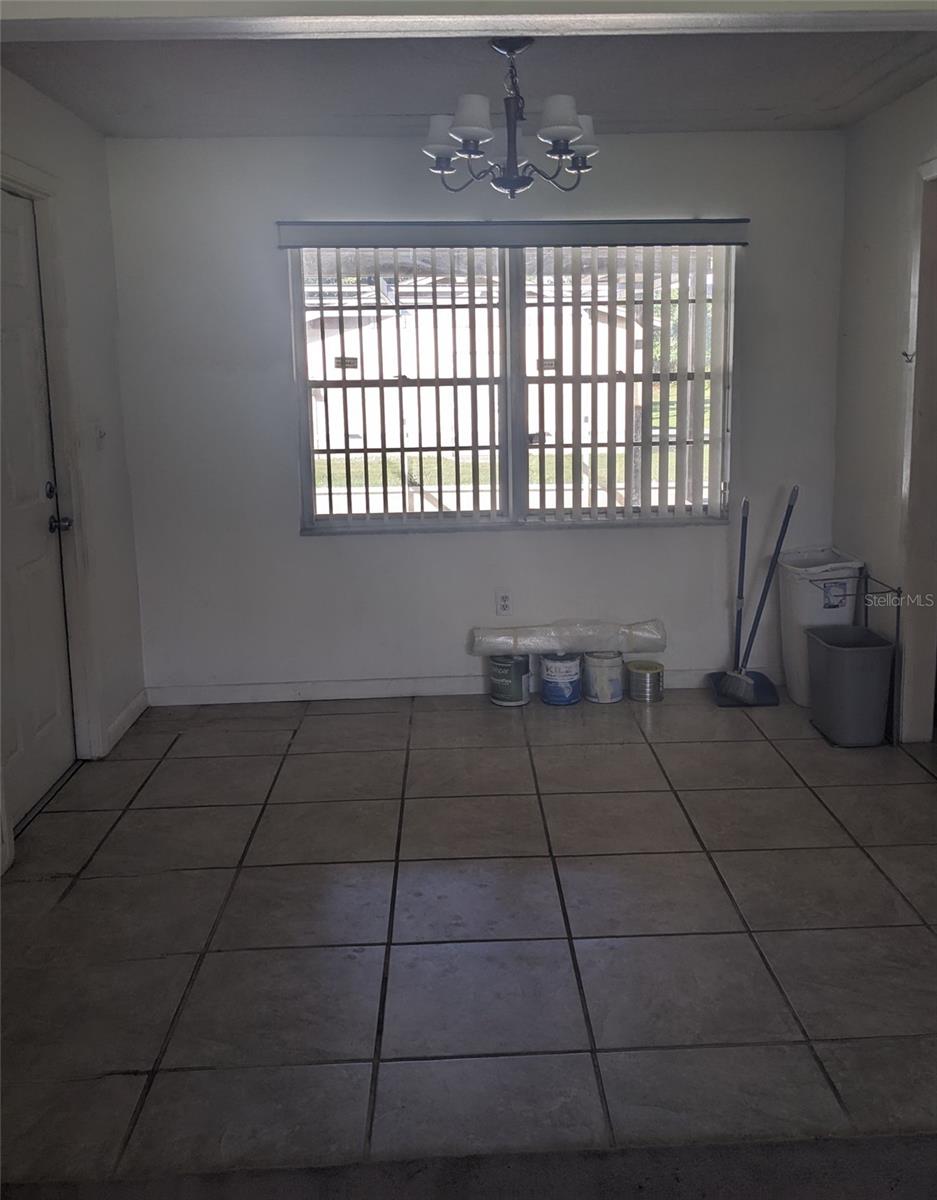 PINE VILLA UNIT 01 - Residential