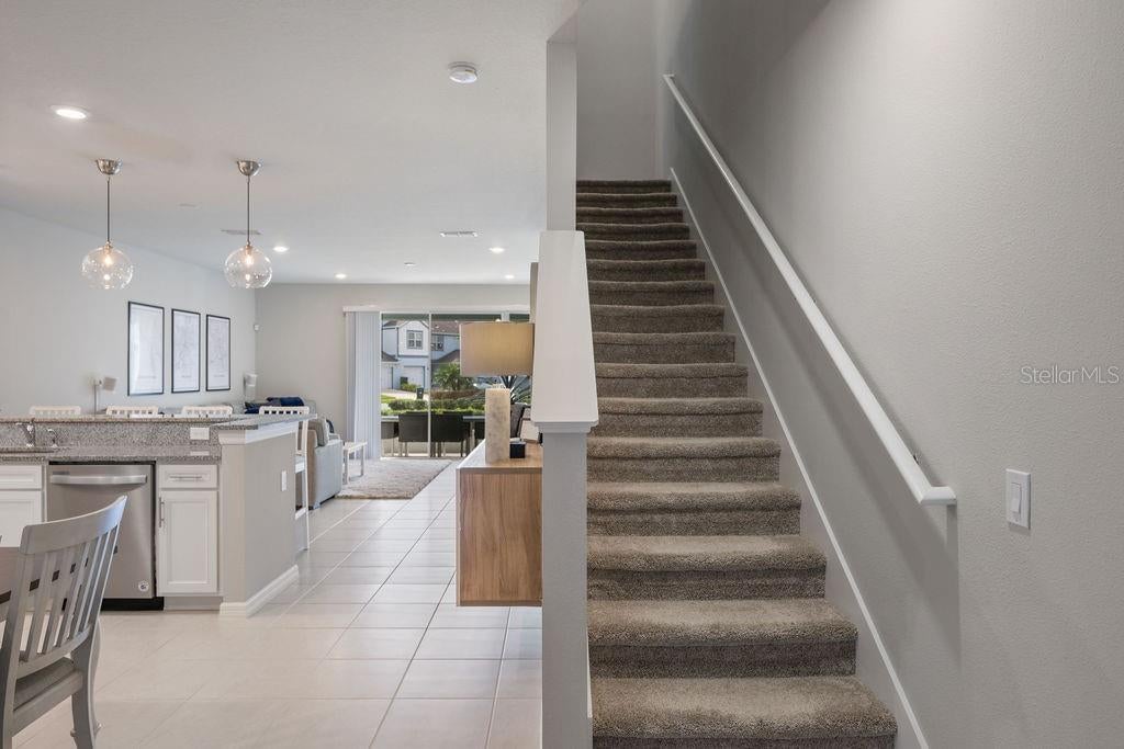 3954 PLAINVIEW DRIVE