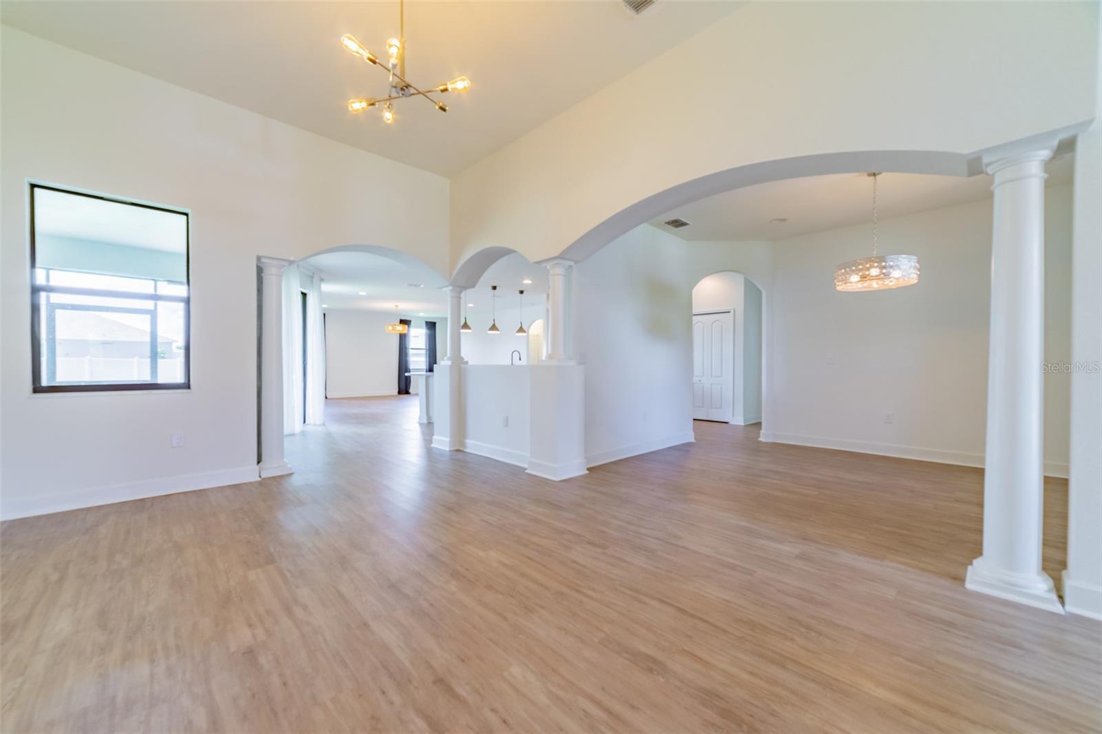 SANCTUARY BY THE LAKE - Residential