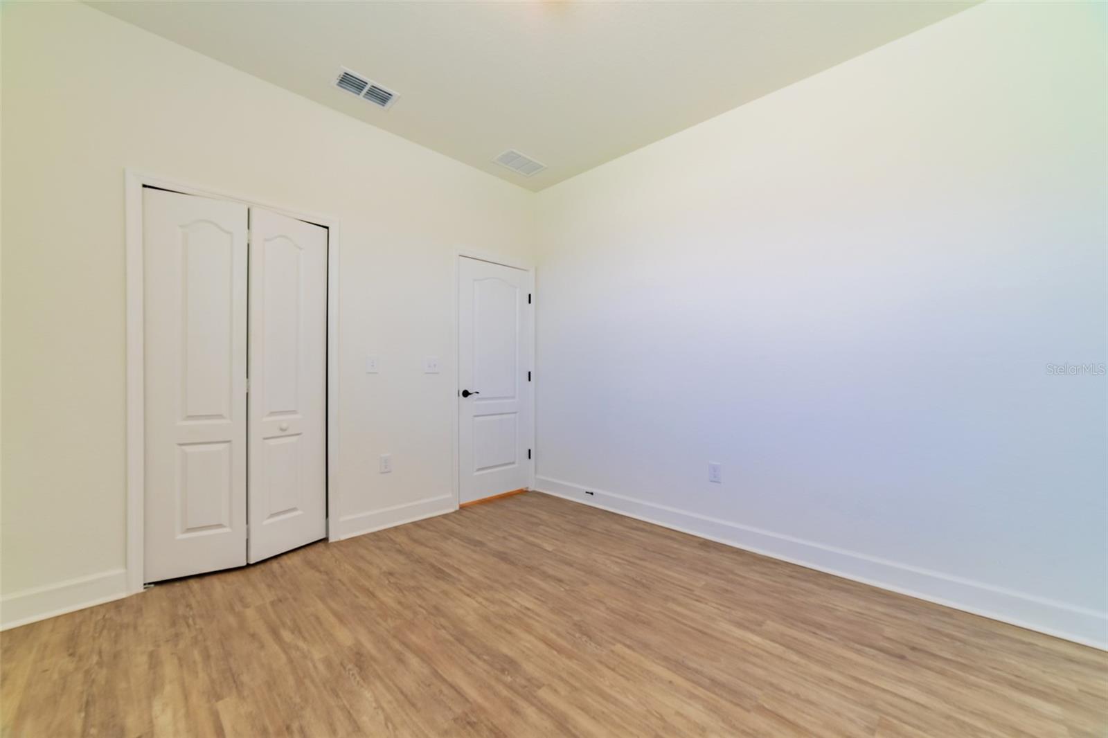 SANCTUARY BY THE LAKE - Residential