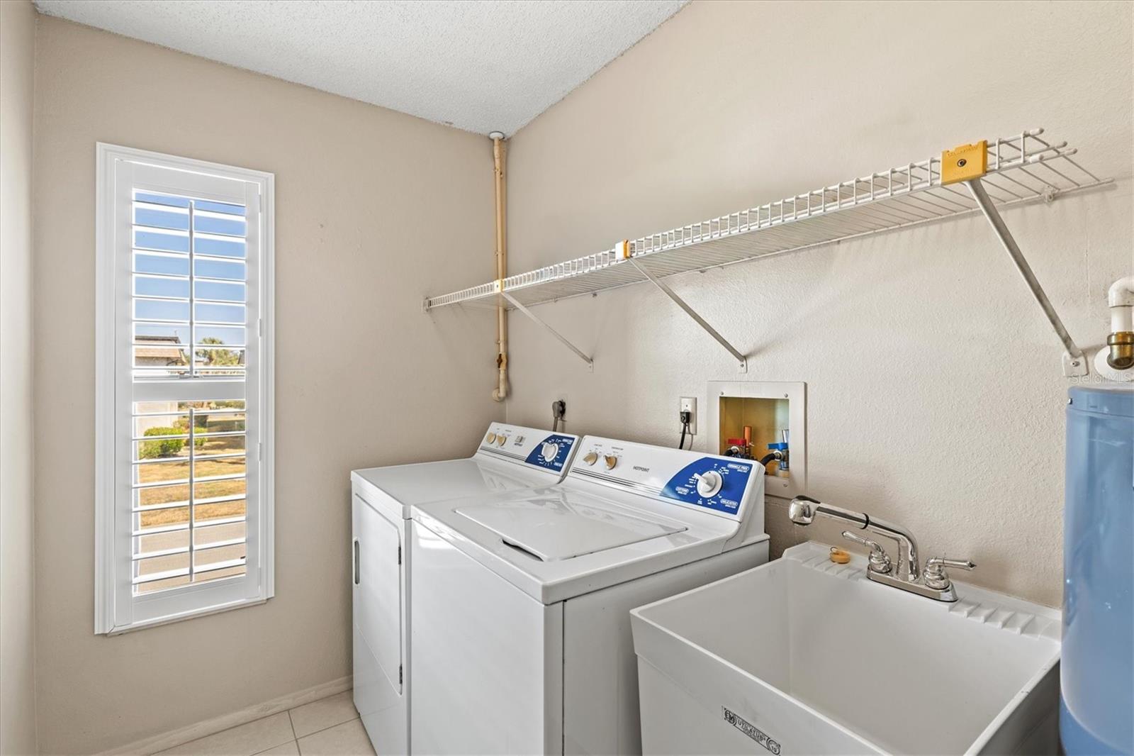 VILLA NOVA SHORES PH 1 - Residential