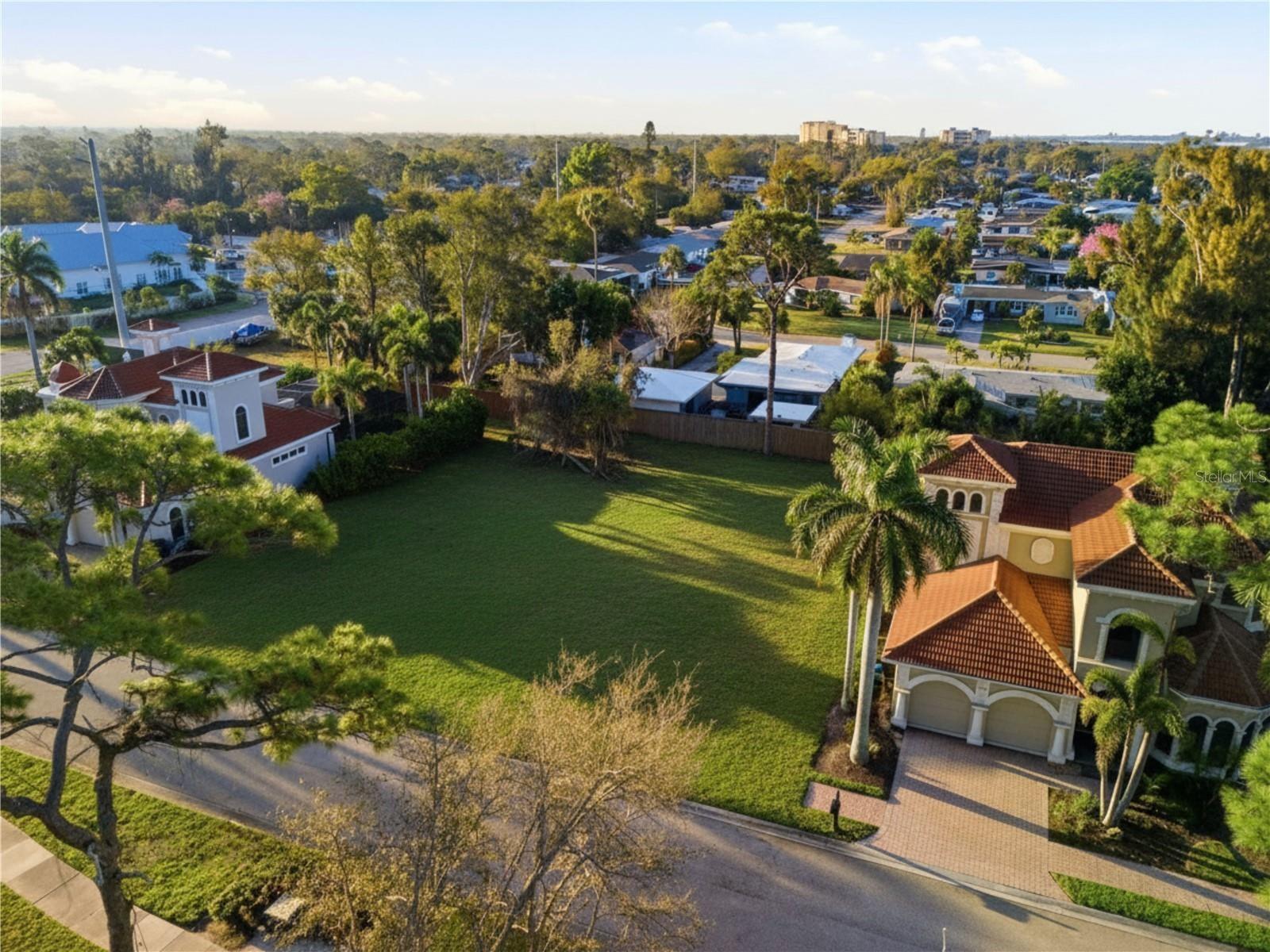 PORTOFINO ON THE BAY - Residential