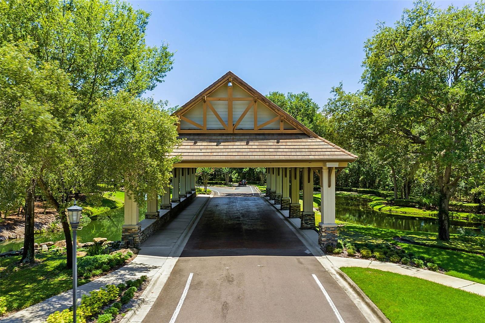 HEATHROW COUNTRY ESTATE - Residential