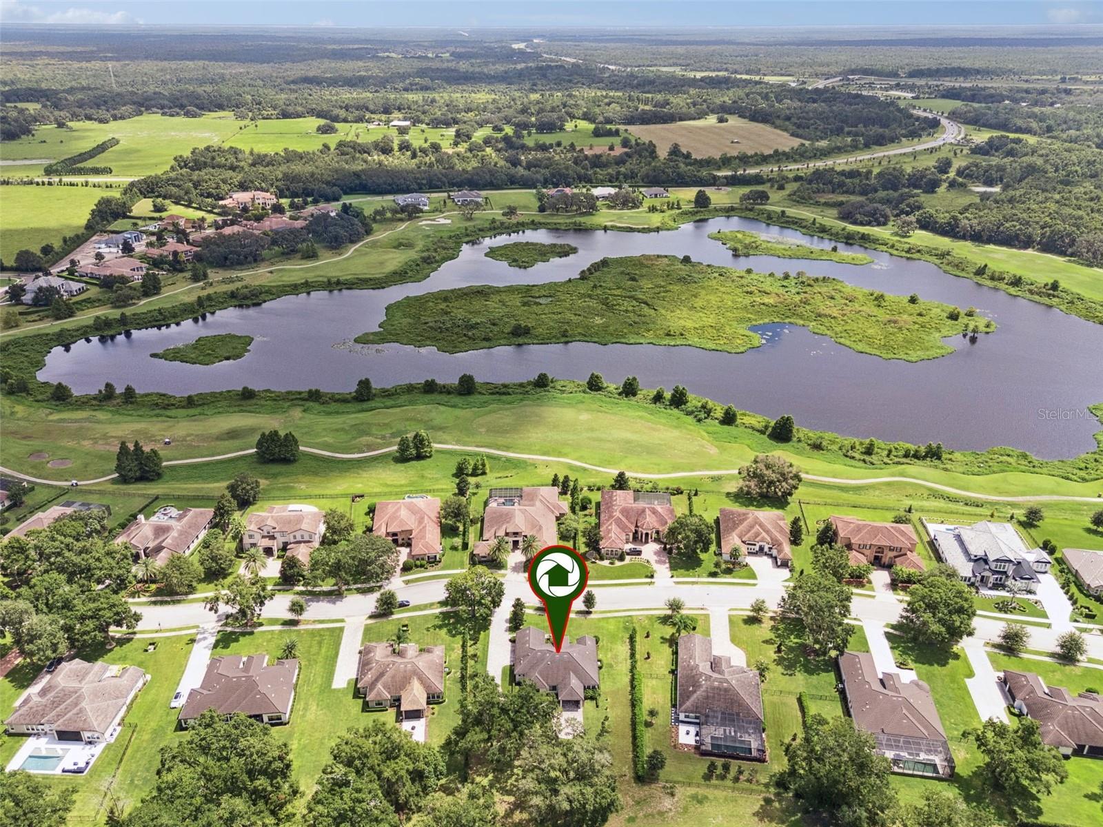 HEATHROW COUNTRY ESTATE - Residential