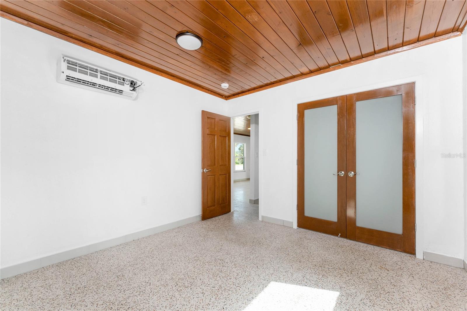 S J CHADWICKS - Residential