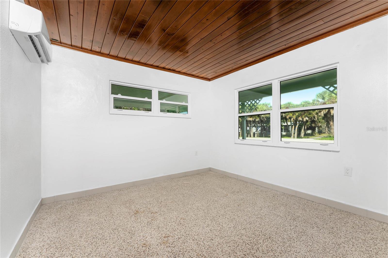 S J CHADWICKS - Residential