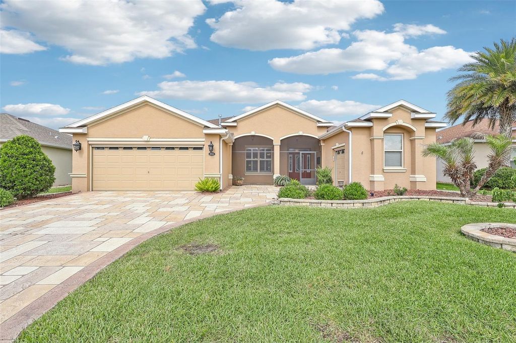 Photo of 3522 Arlington Ridge Boulevard, Leesburg, FL 34748 (MLS # O6400267)