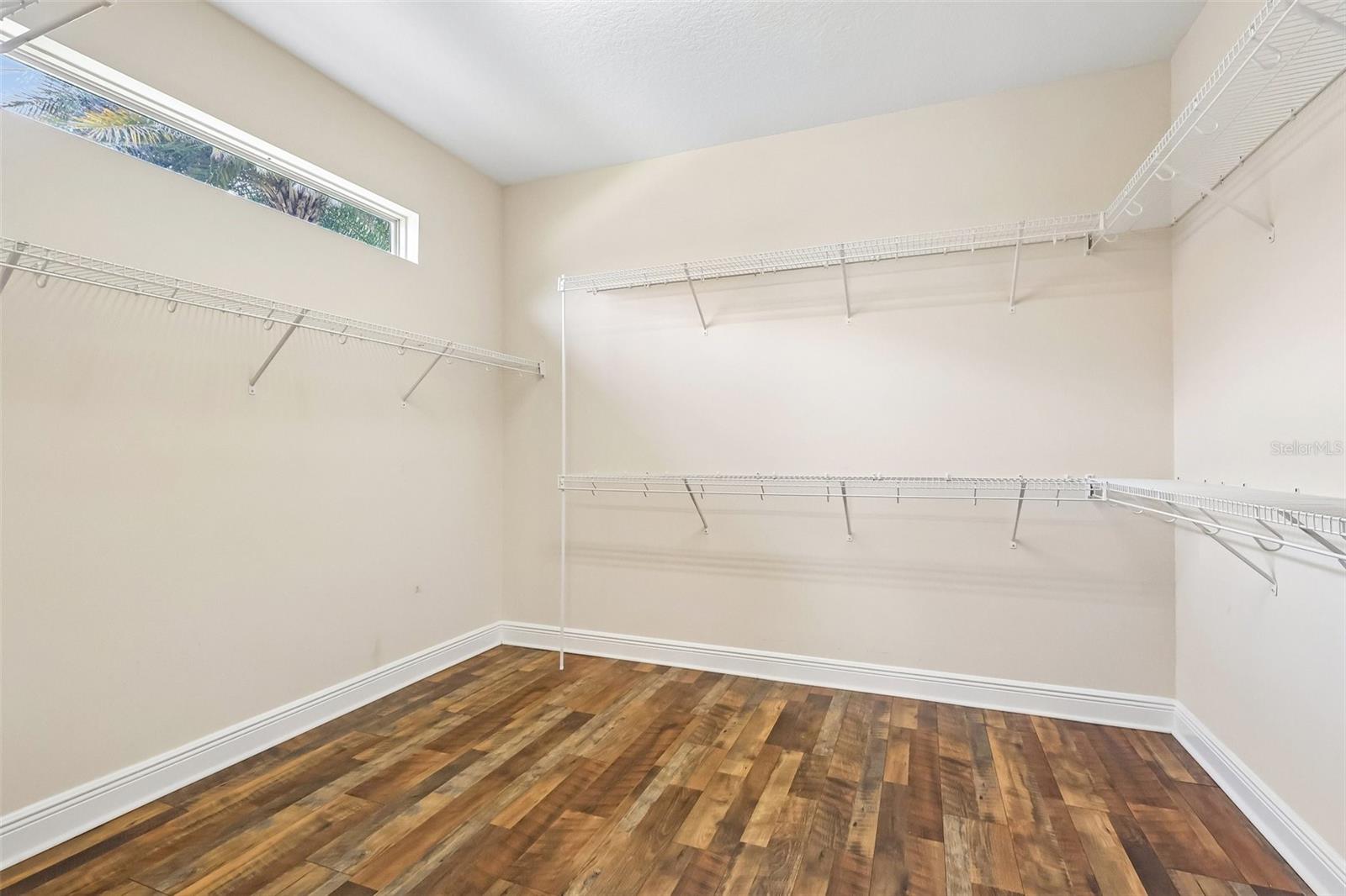 LEESBURG ARLINGTON RIDGE PH 02 - Residential