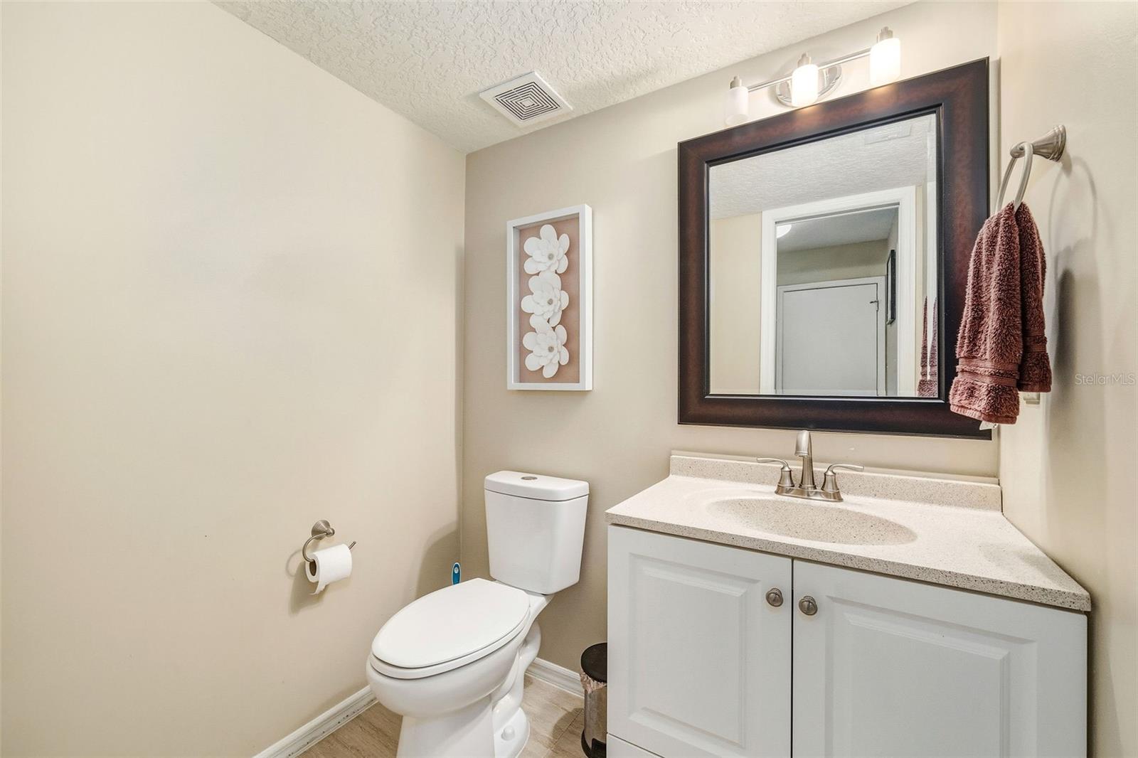 PELICAN BAY - Residential