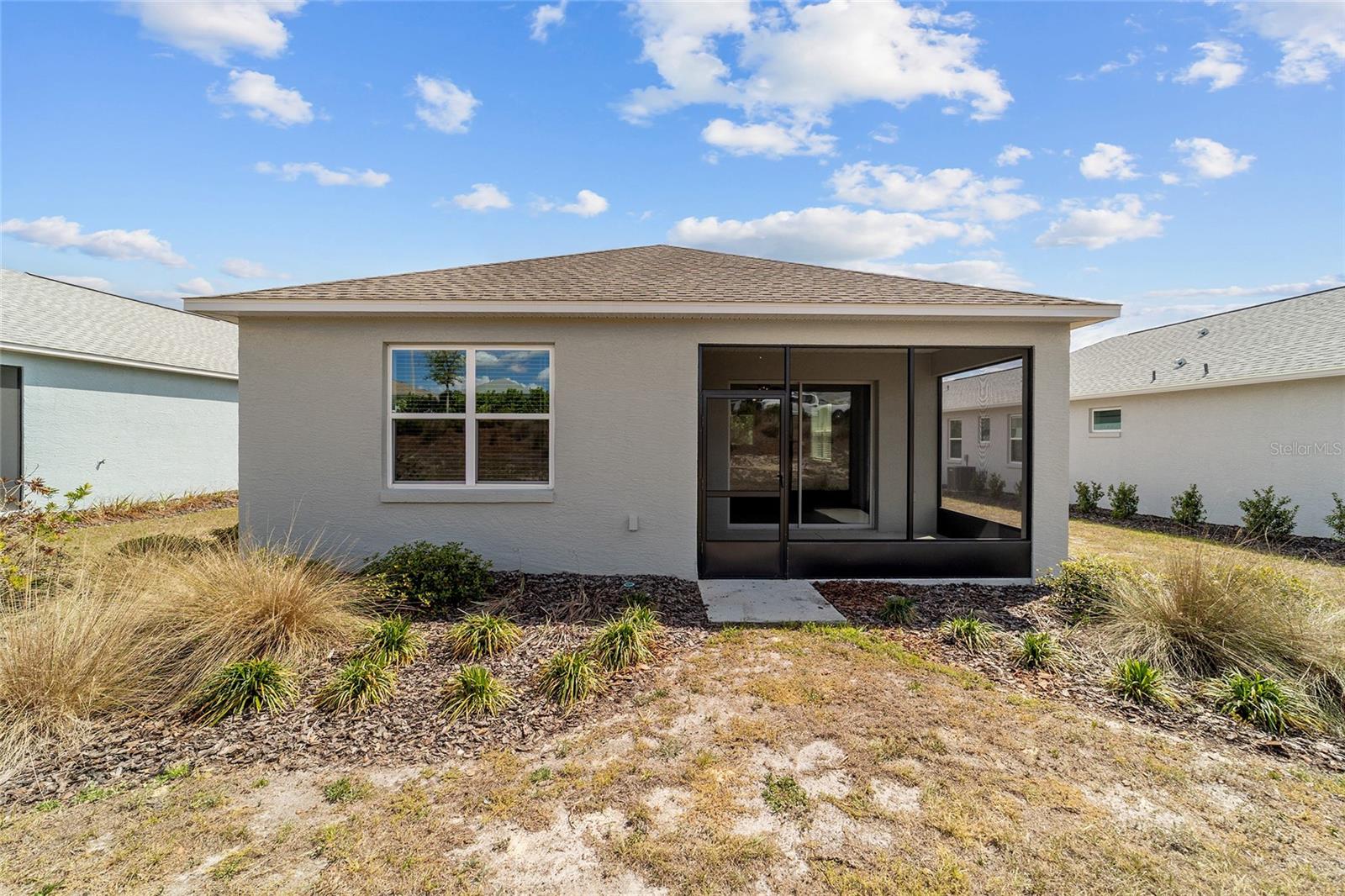 ON TOP OF THE WORLD - Residential