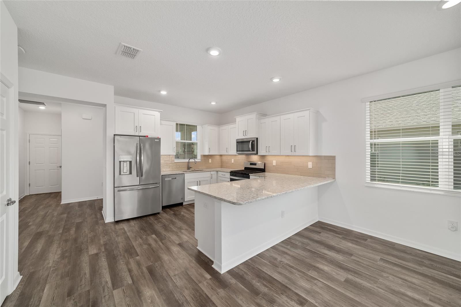 ON TOP OF THE WORLD - Residential