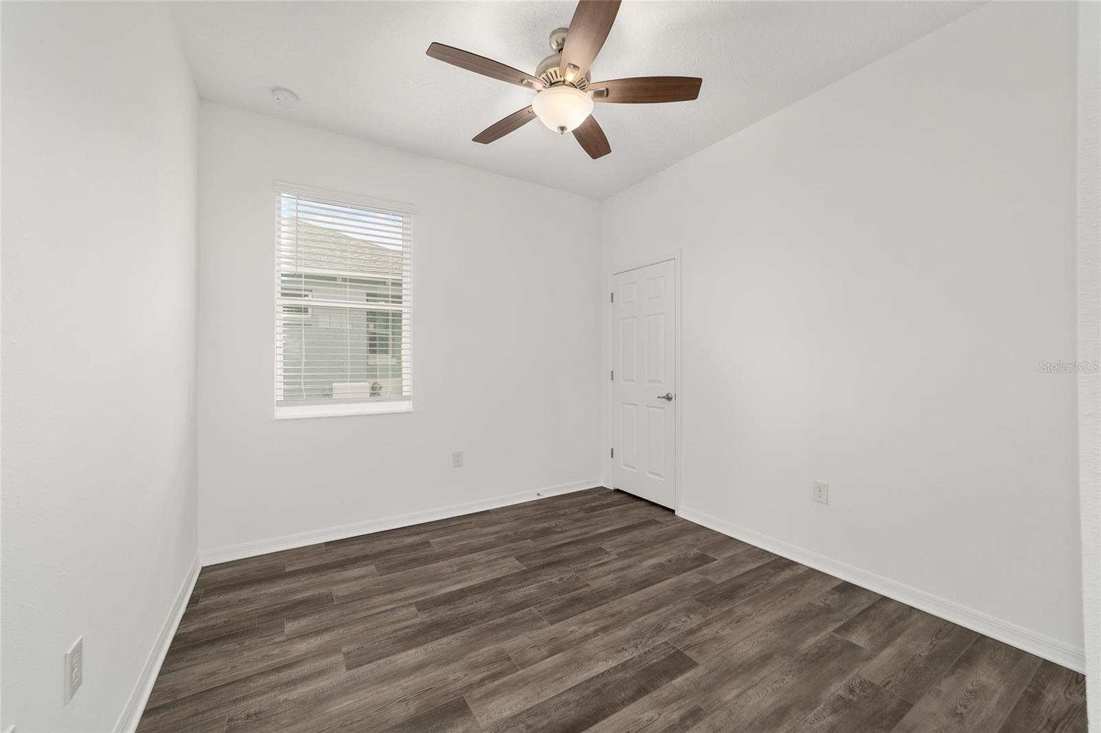 ON TOP OF THE WORLD - Residential