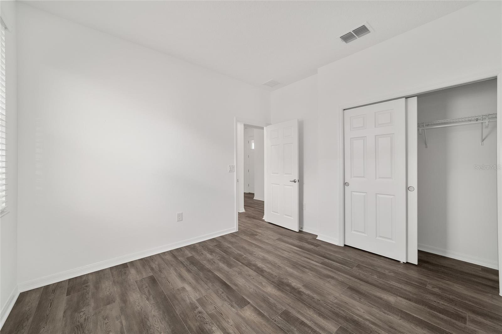 ON TOP OF THE WORLD - Residential