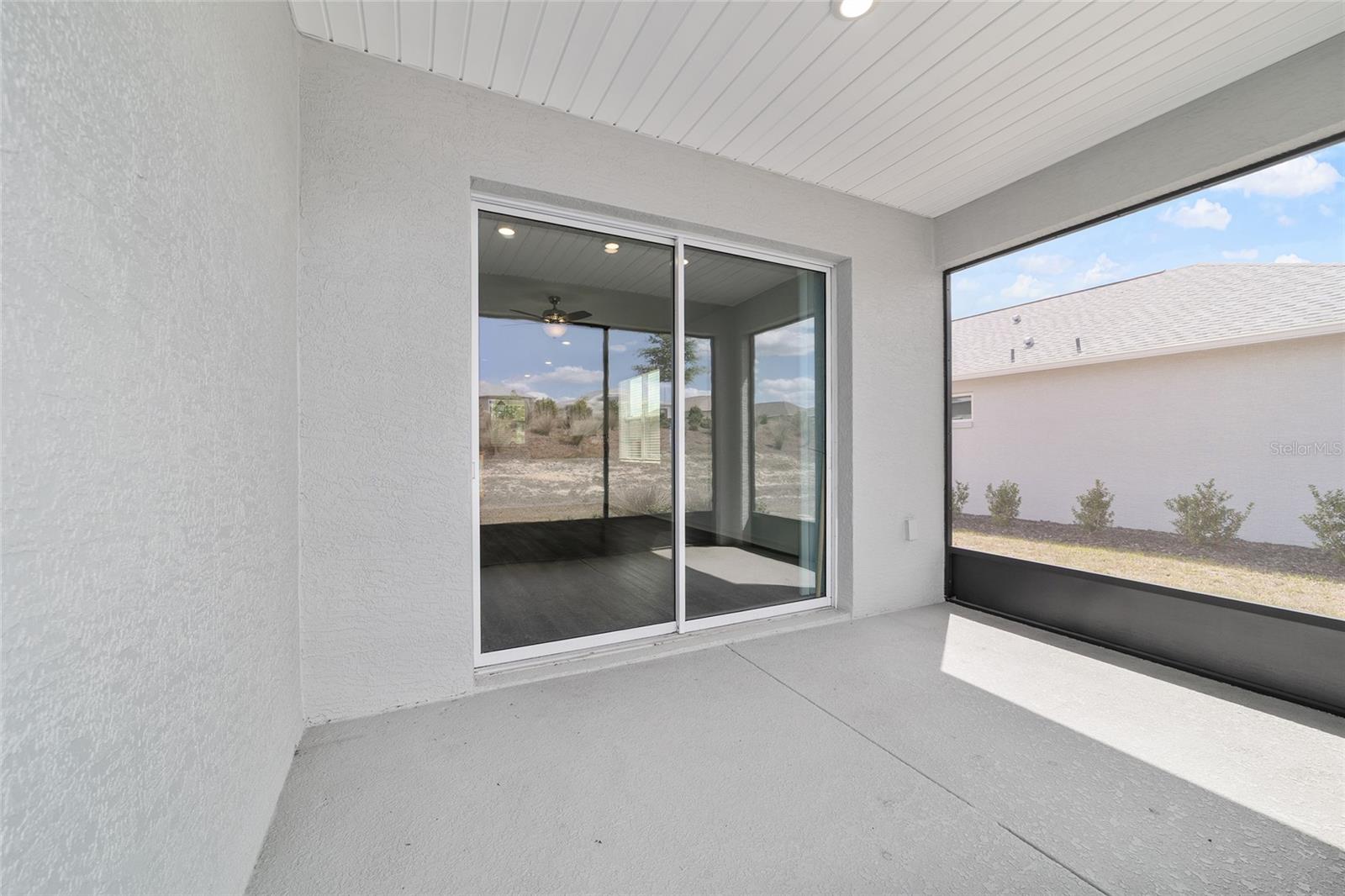 ON TOP OF THE WORLD - Residential