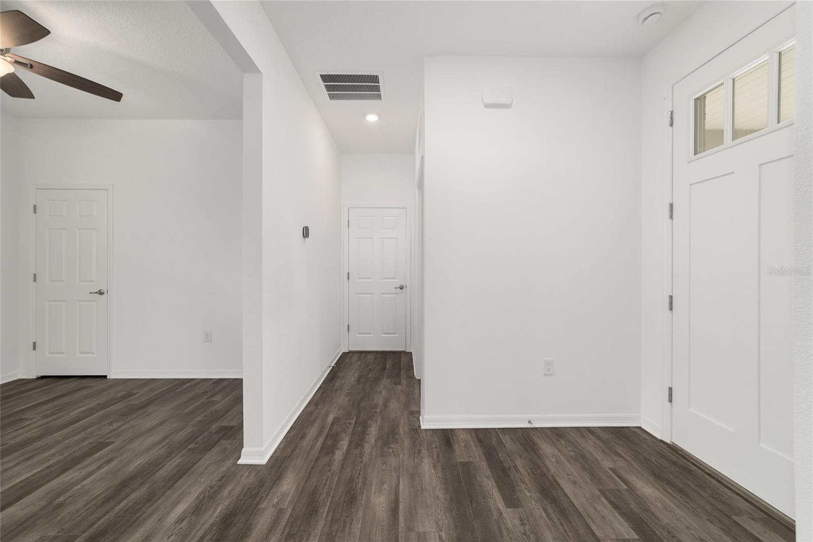 ON TOP OF THE WORLD - Residential