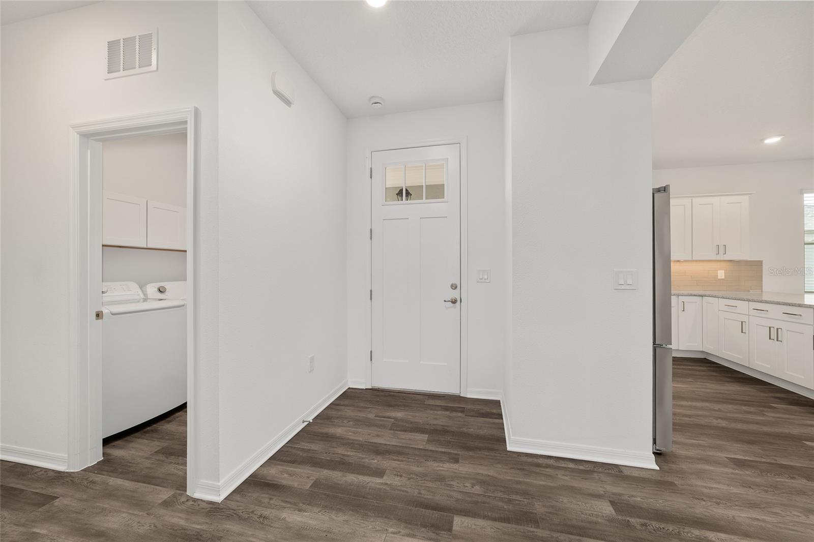 ON TOP OF THE WORLD - Residential