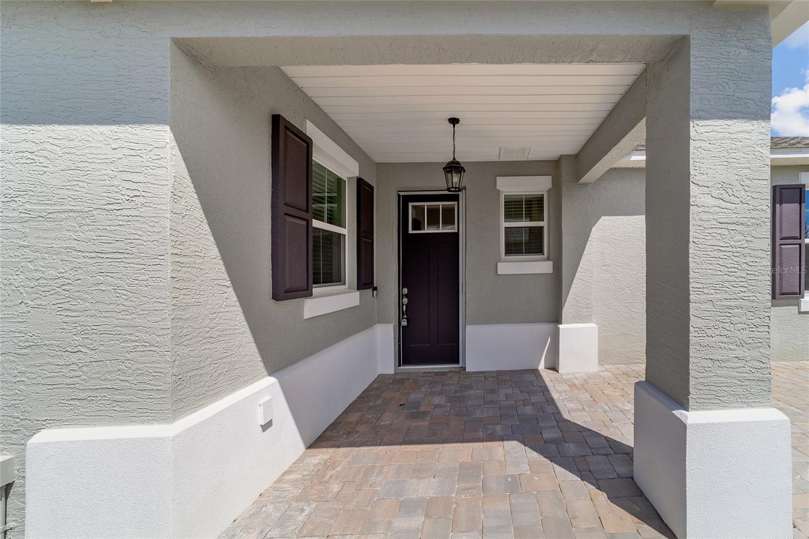 ON TOP OF THE WORLD - Residential