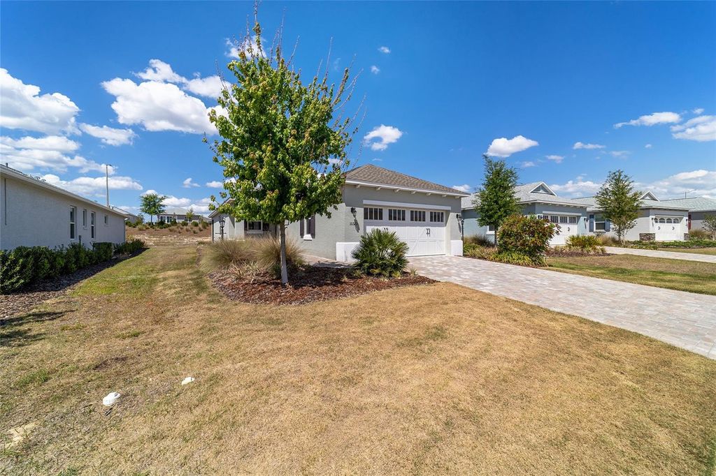 Photo of 10323 SW 98th Place Road, Ocala, FL 34481 (MLS # OM722379)