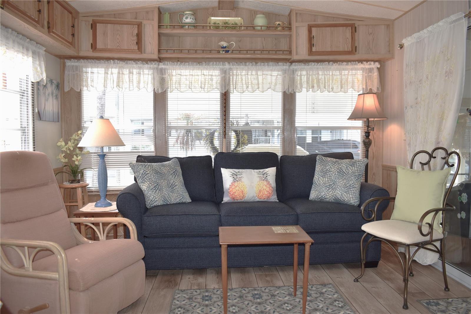 9000 US HIGHWAY 192 766