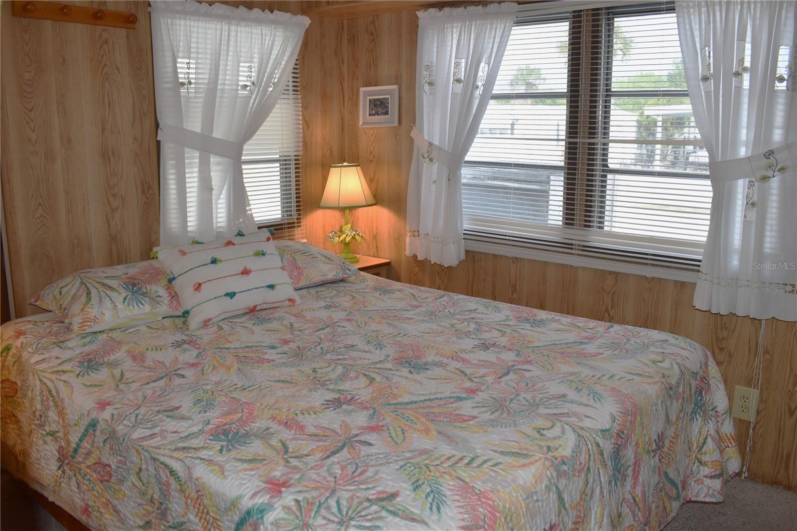 9000 US HIGHWAY 192 766