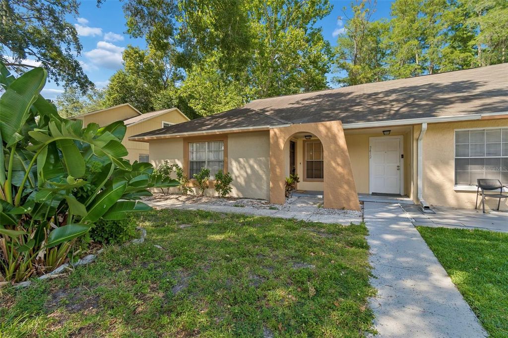 Photo of 3410 Laurel Dale Drive, Tampa, FL 33618 (MLS # W7885422)