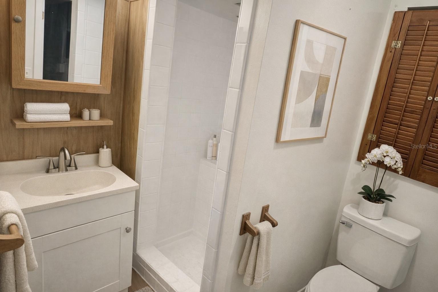 SOUTH VENICE - Residential