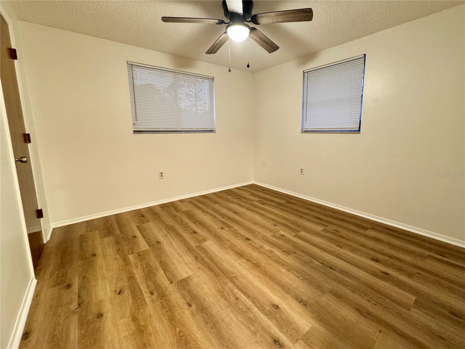 SOUTH VENICE - Residential