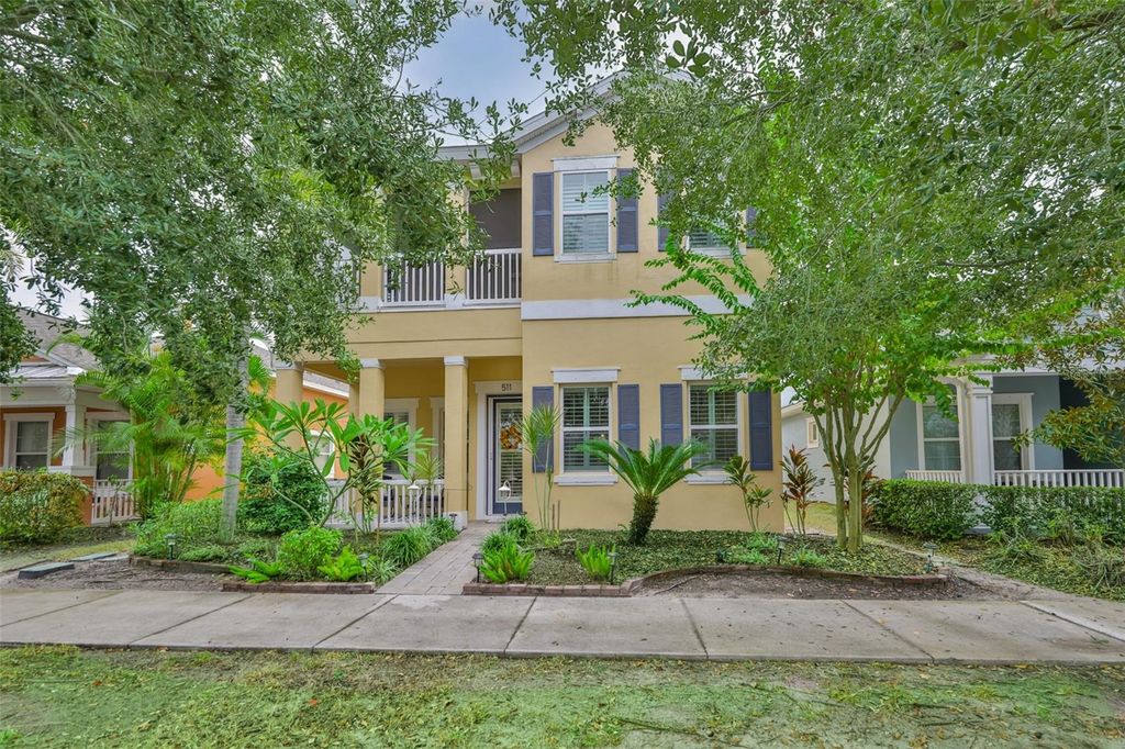 Photo of 511 Winterside Drive, Apollo Beach, FL 33572 (MLS # TB8443700)