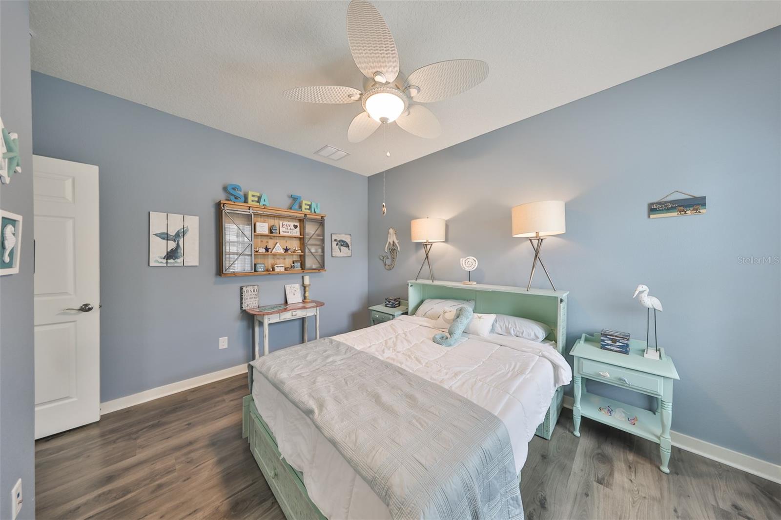 MIRABAY - Residential