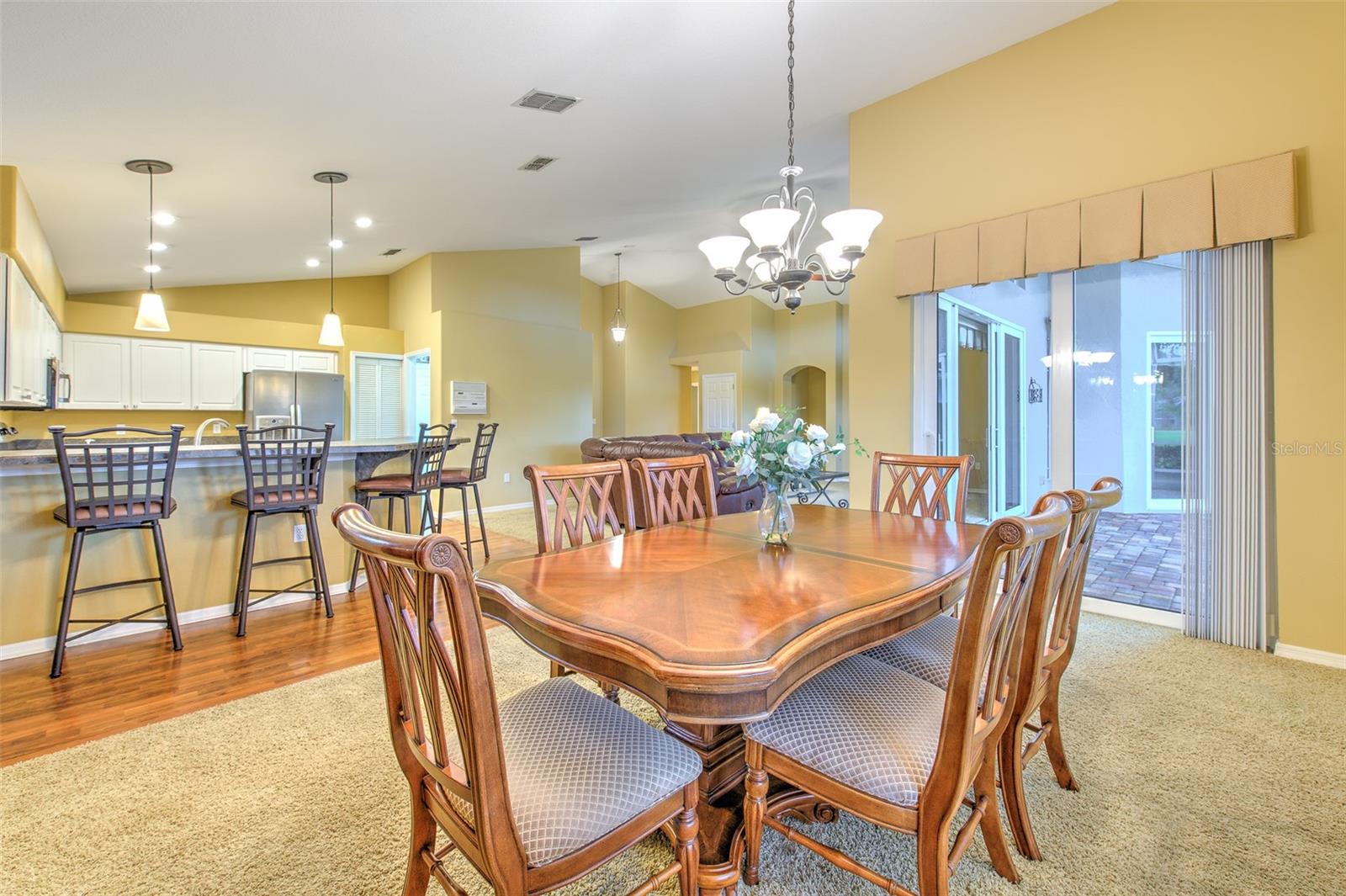 RIVER HILLS COUNTRY CLUB - Residential