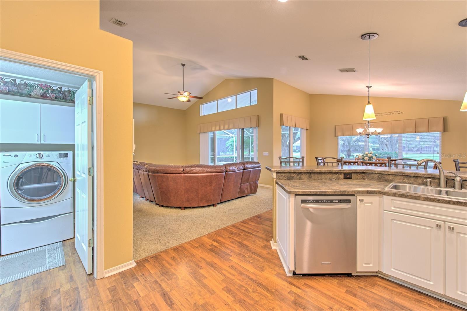 RIVER HILLS COUNTRY CLUB - Residential