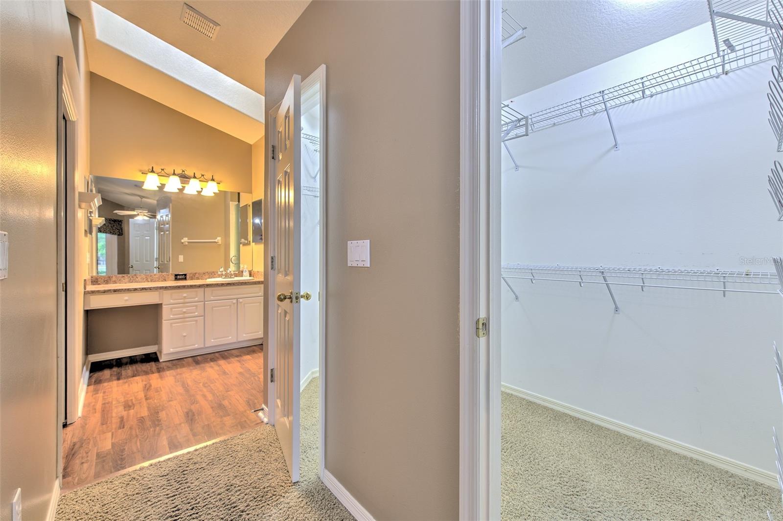 RIVER HILLS COUNTRY CLUB - Residential