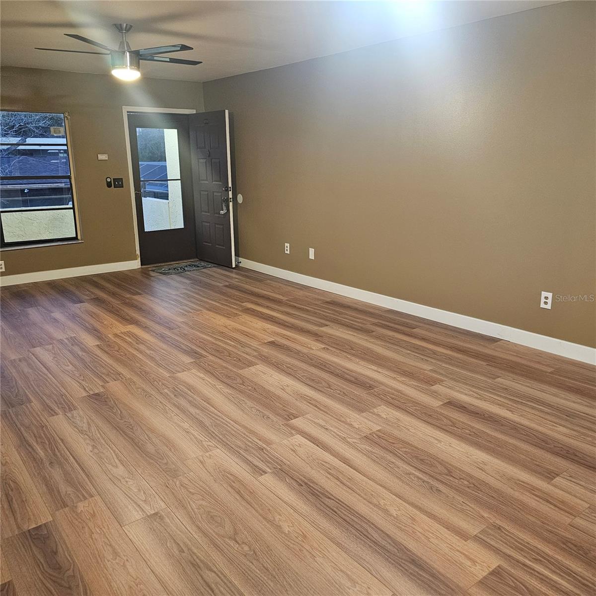 13608 S VILLAGE DRIVE 6204