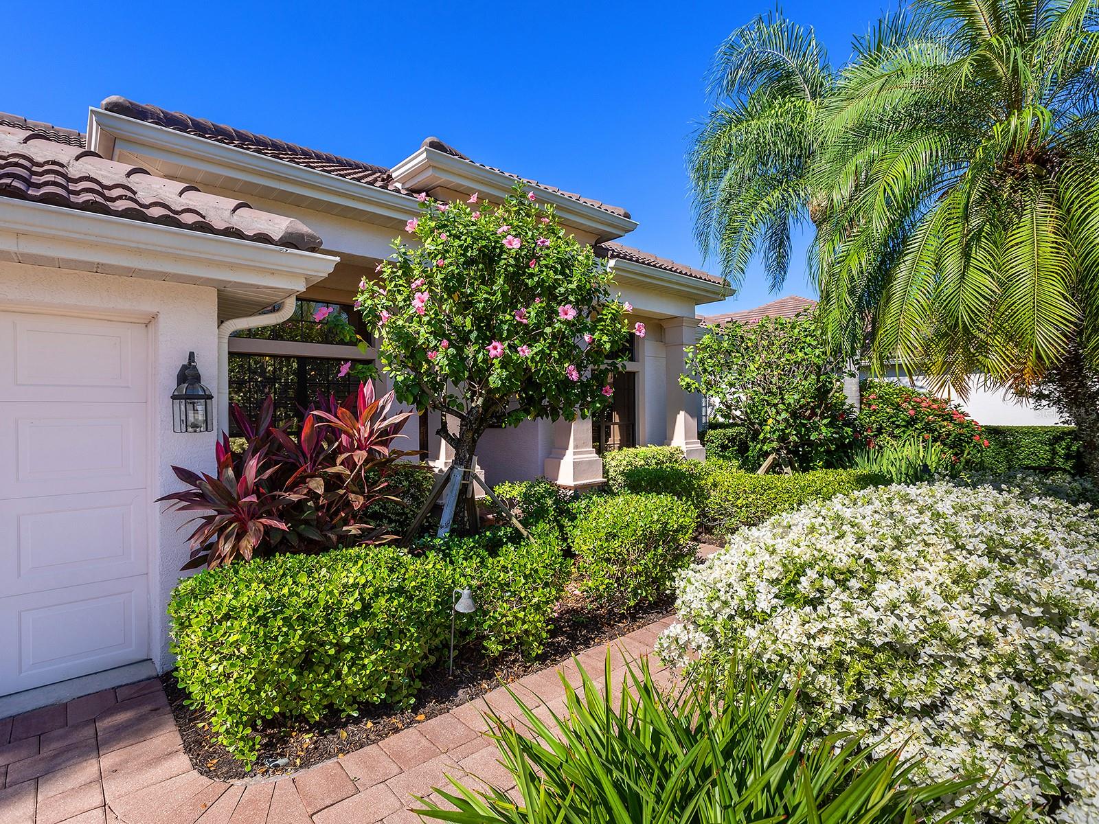 LAKEWOOD RANCH COUNTRY CLUB - Residential