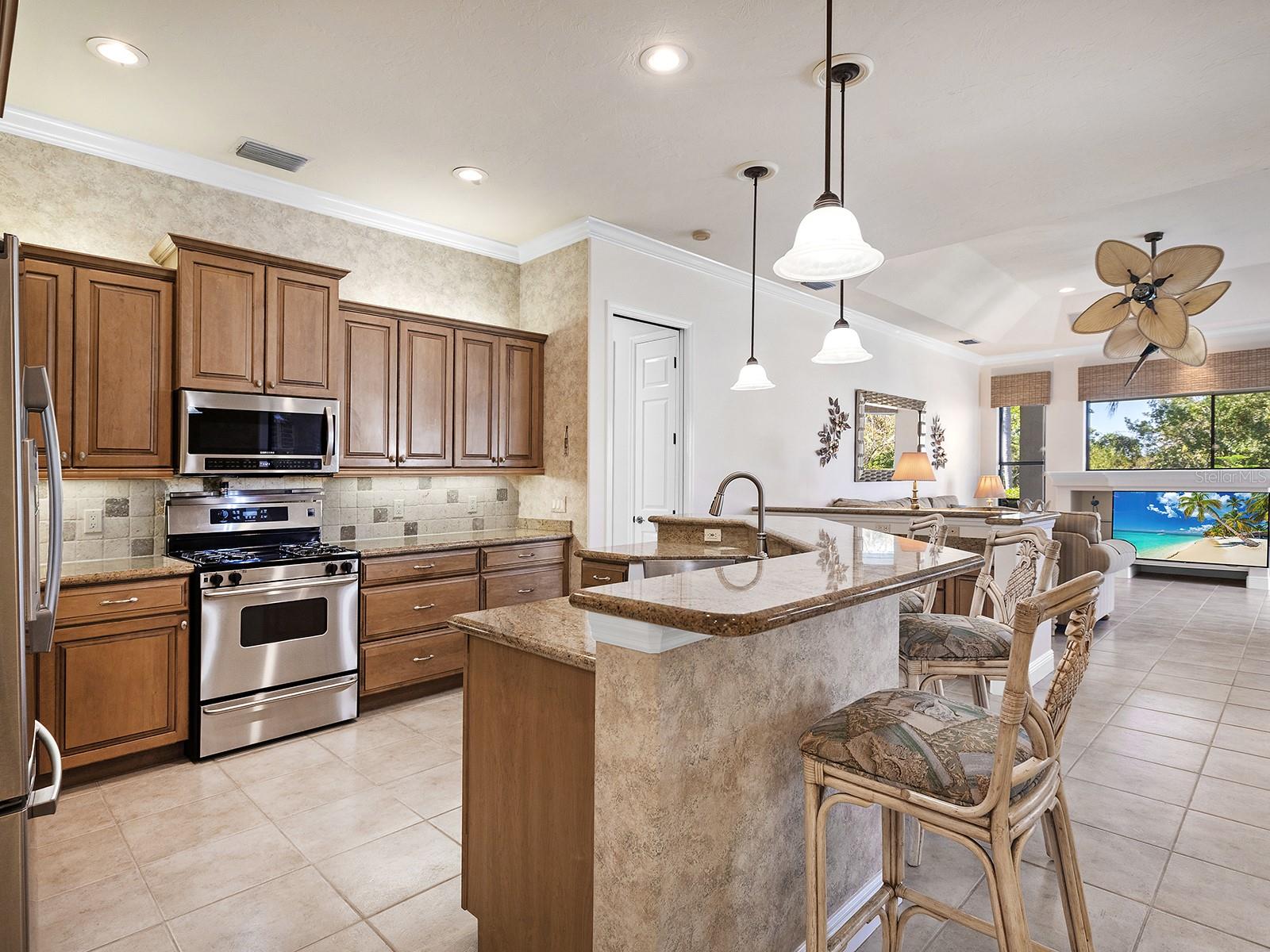 LAKEWOOD RANCH COUNTRY CLUB - Residential