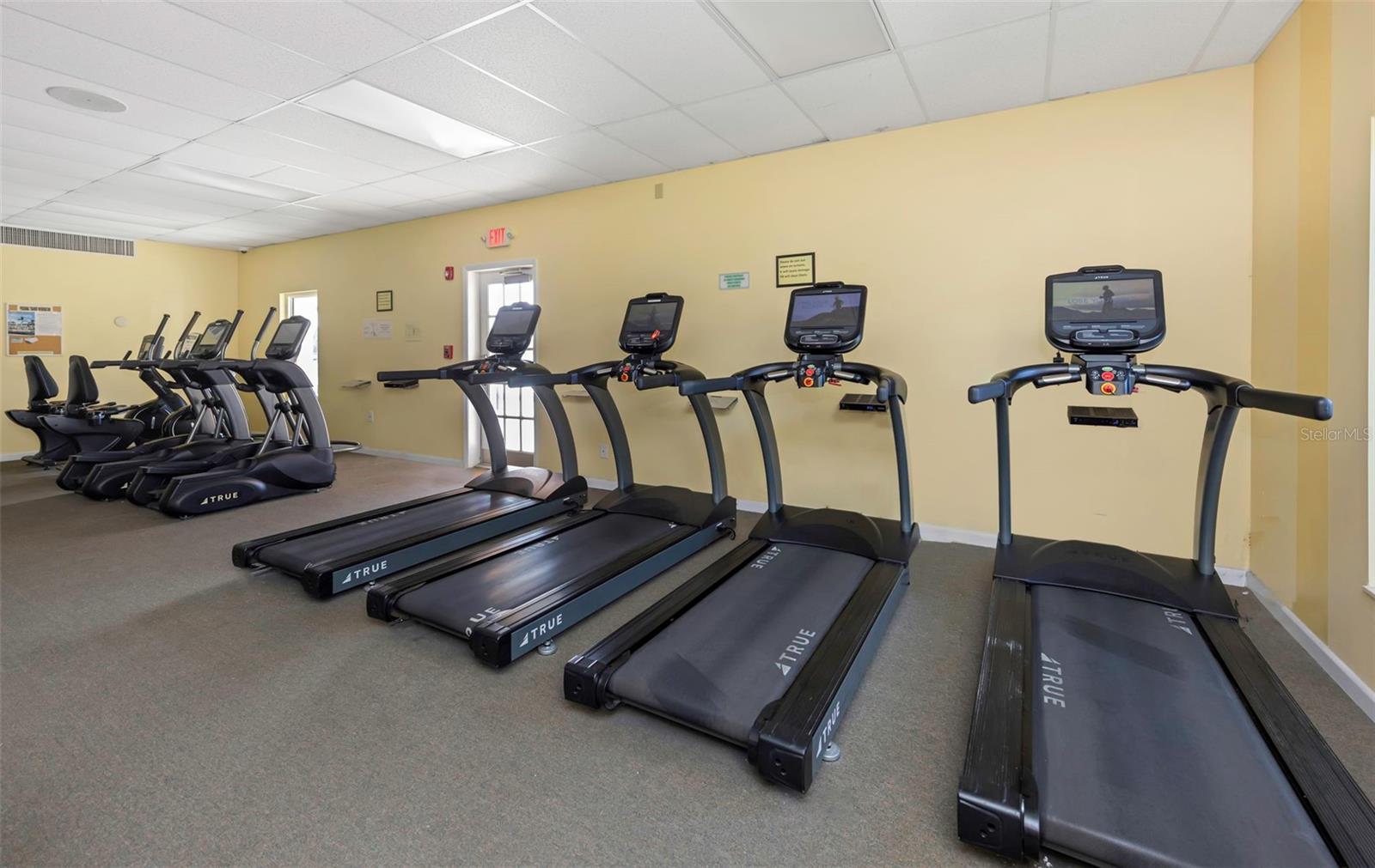 BAYWAY ISLES POINT BRITTANY ONE - Residential