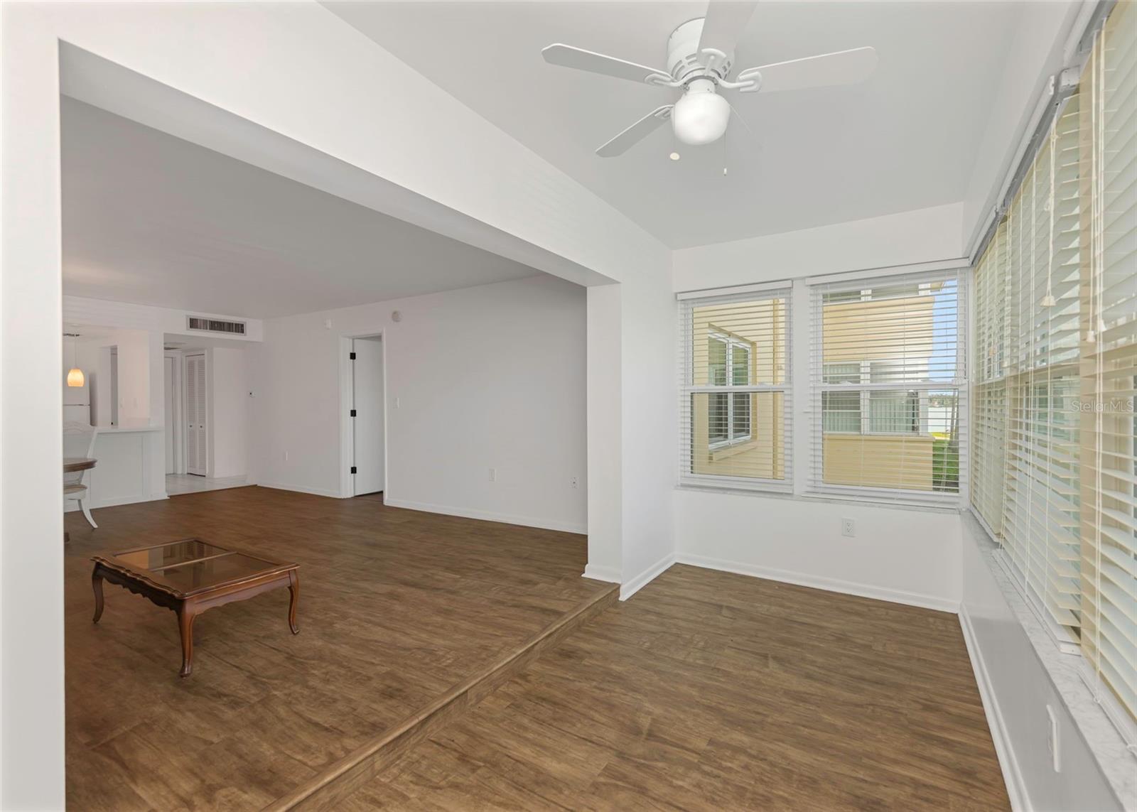 BAYWAY ISLES POINT BRITTANY ONE - Residential