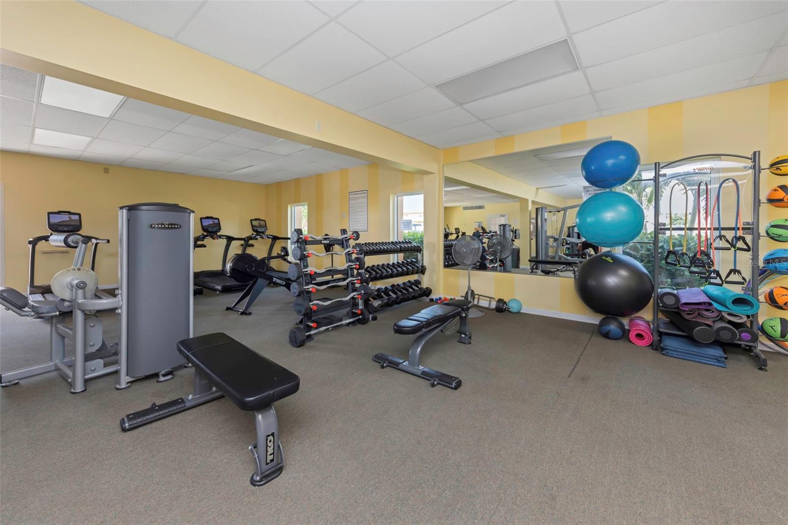 BAYWAY ISLES POINT BRITTANY ONE - Residential