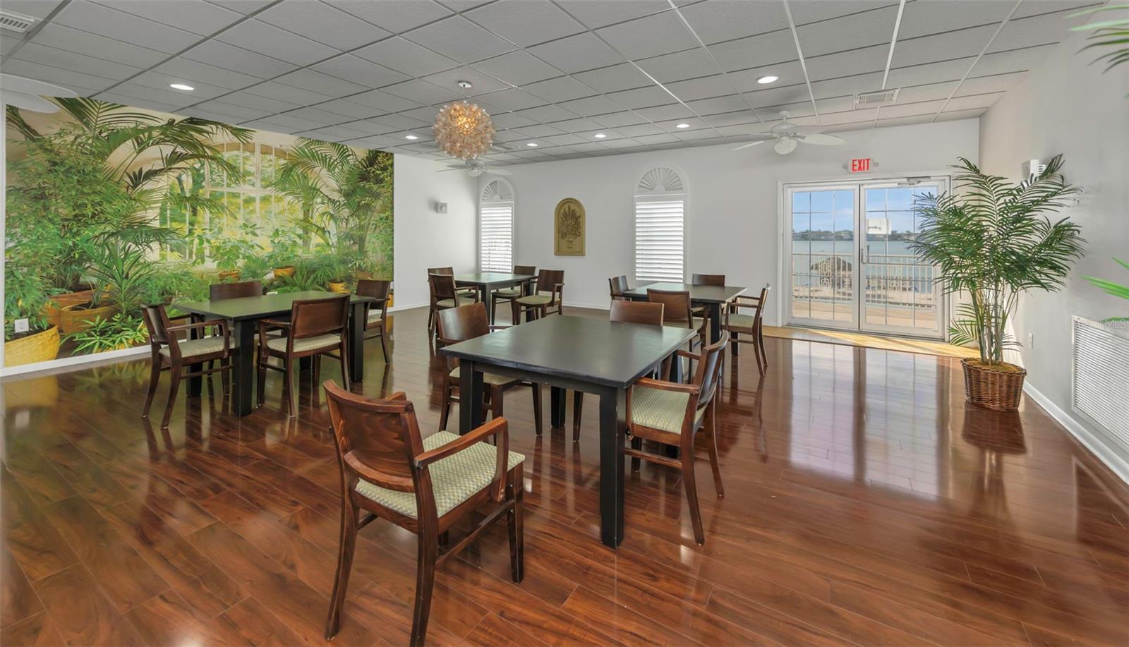 BAYWAY ISLES POINT BRITTANY ONE - Residential