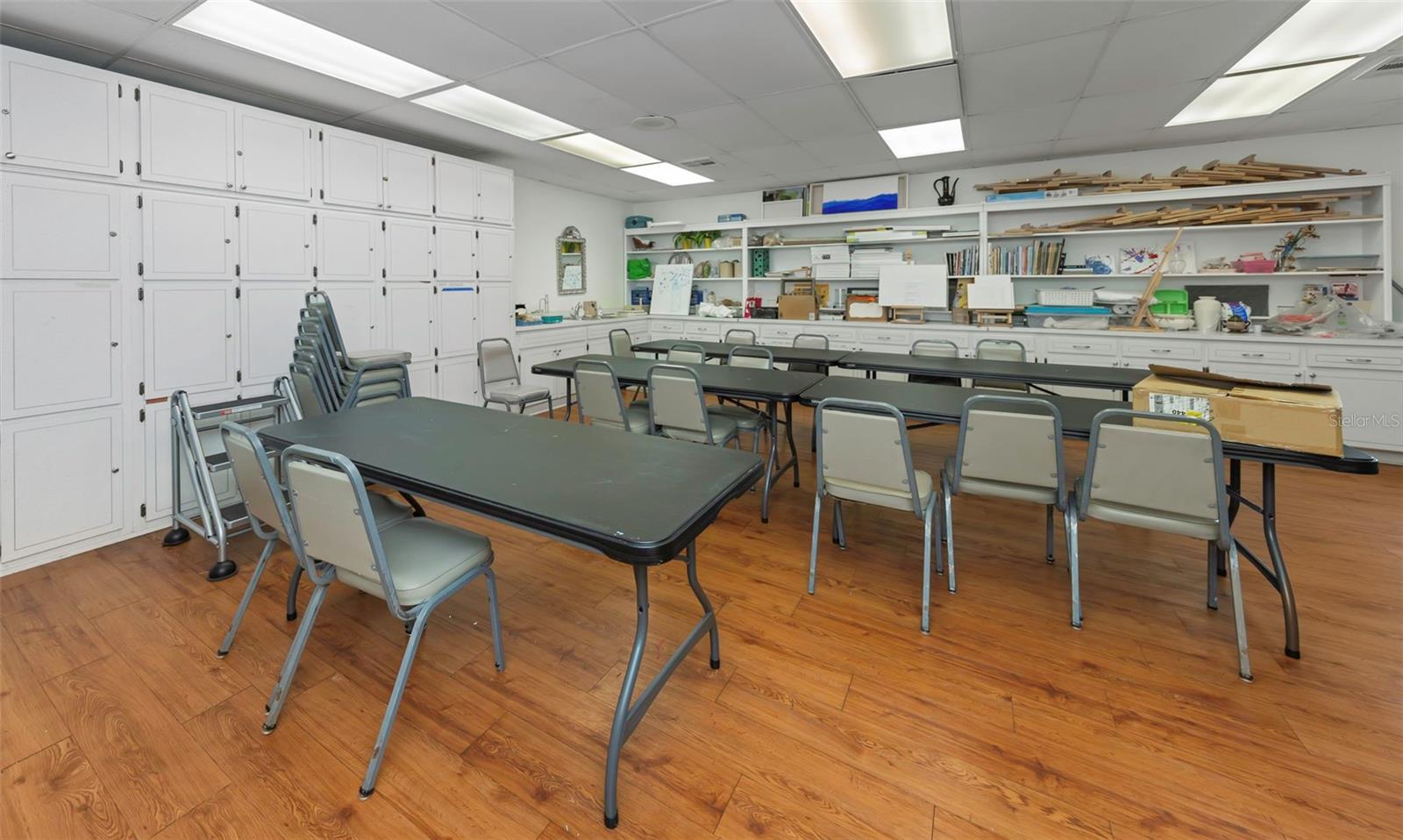 BAYWAY ISLES POINT BRITTANY ONE - Residential