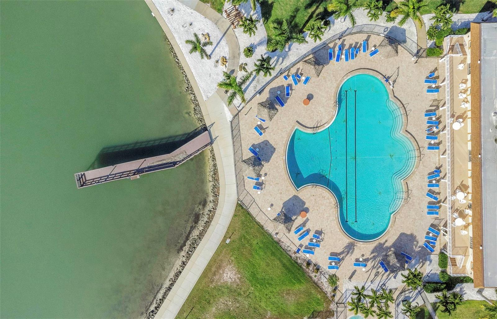 BAYWAY ISLES POINT BRITTANY ONE - Residential